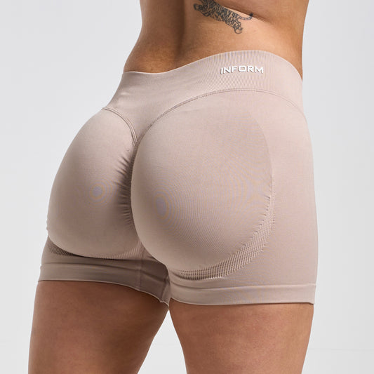 INFORM Sculpt Seamless Scrunch Gym Shorts - Cappuccino