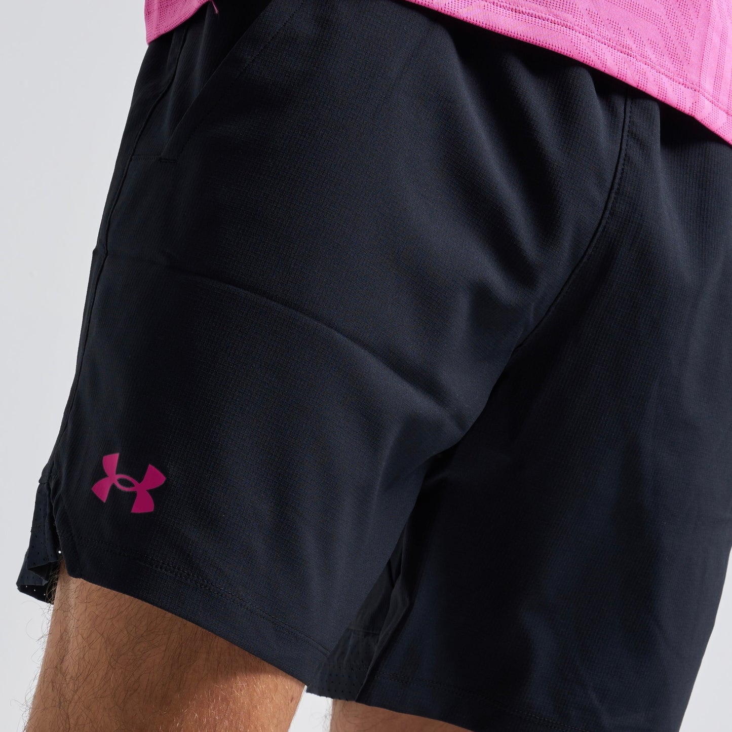 Under Armour Geotessa Set - Tee & Shorts - Pink / Black