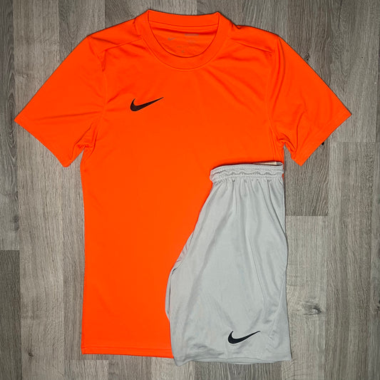 Nike Dri Fit Set - Tee & Shorts - Orange / Grey (Junior)