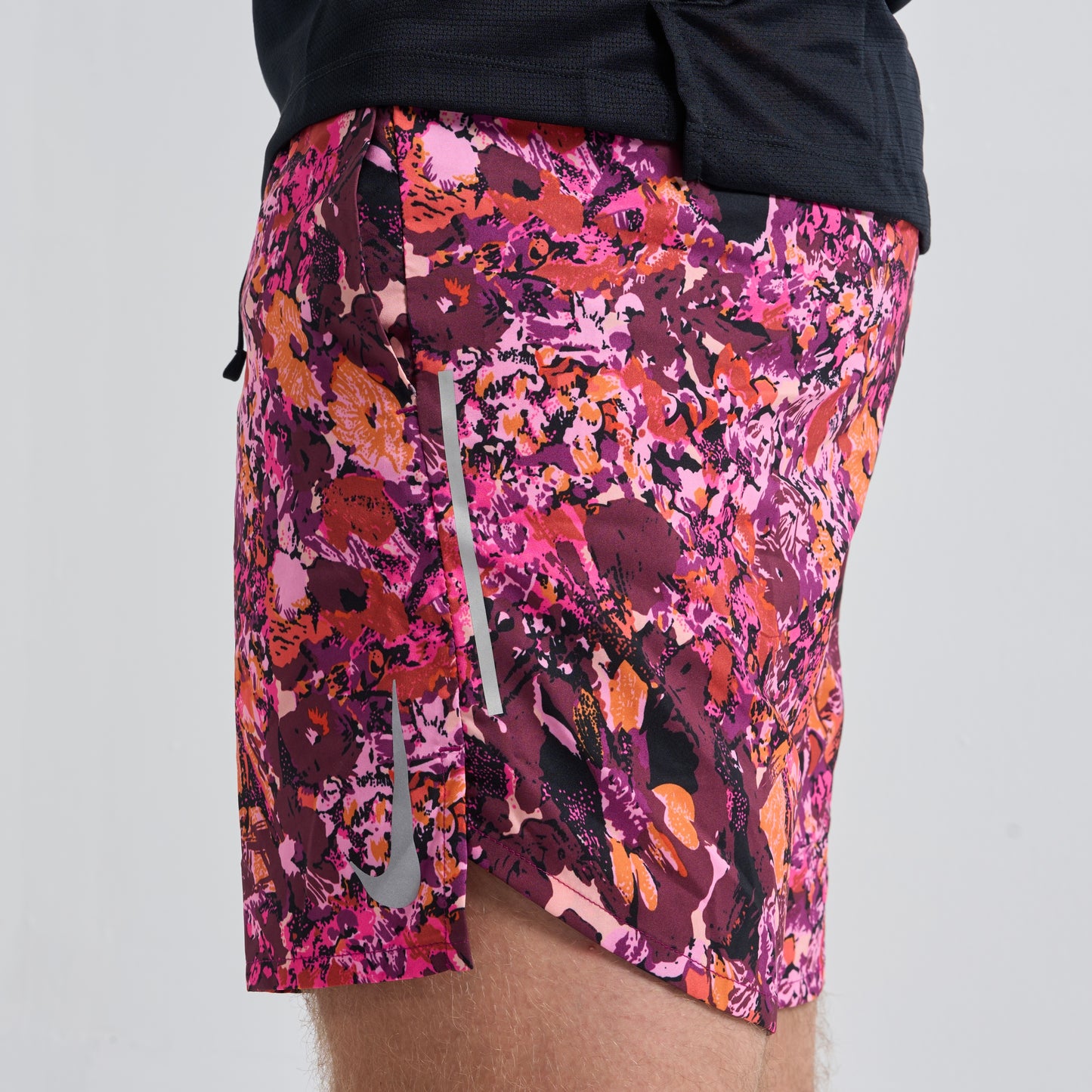 Nike Floral Flex Stride Shorts Pink