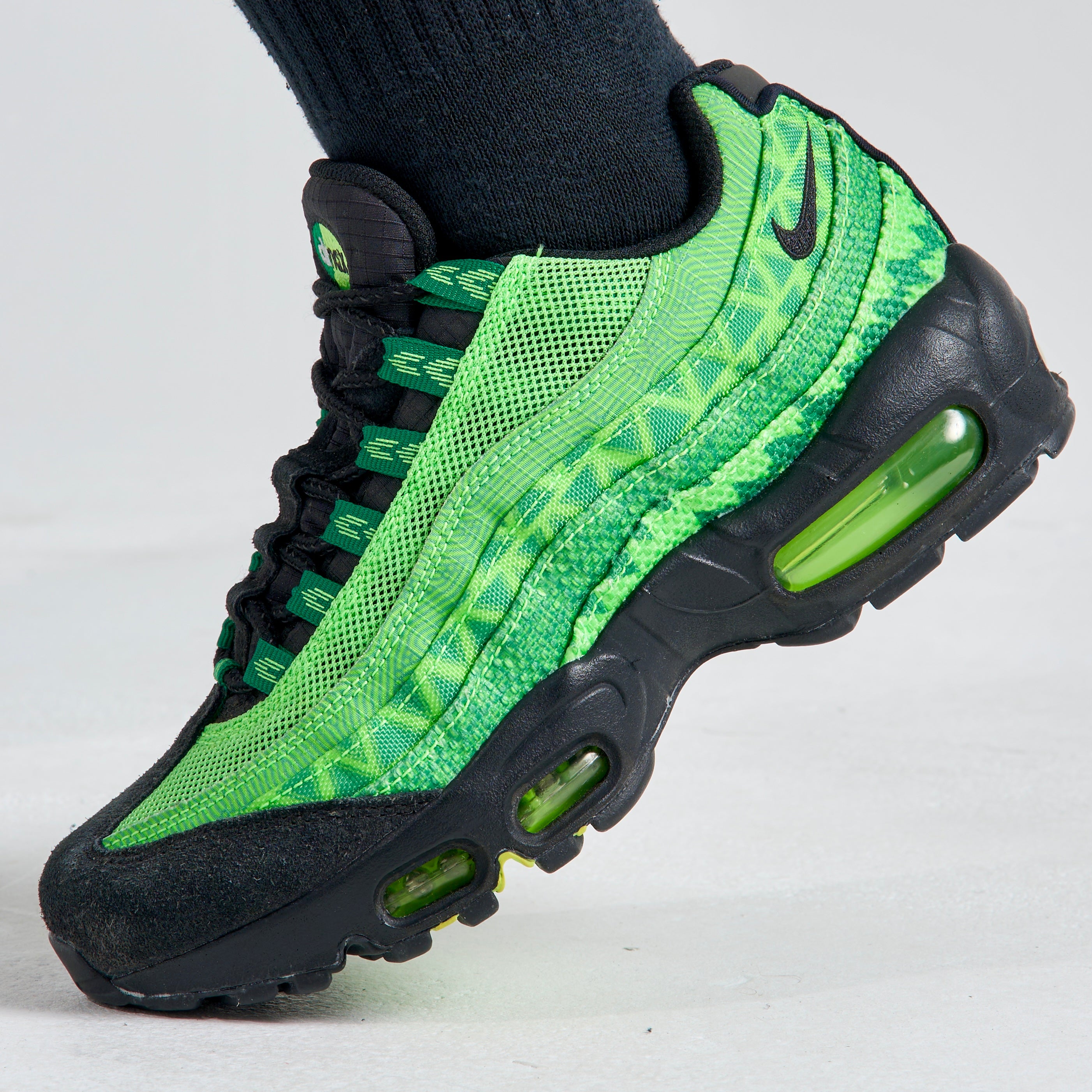 Nike Air Max 95 Naija (Junior) – RESTOCK3D
