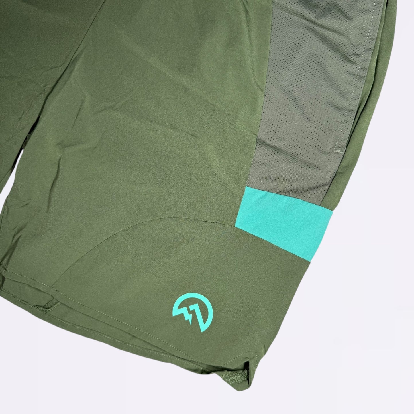 Flux Curve Shorts - Sage (Junior)