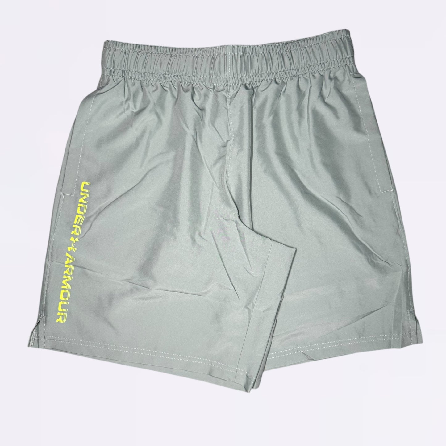 Under Armour Woven Shorts - Green / Yellow