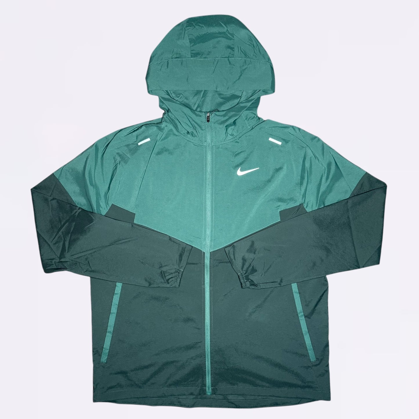 Nike Windrunner Set - Jacket & Shorts - Bicoastal Green