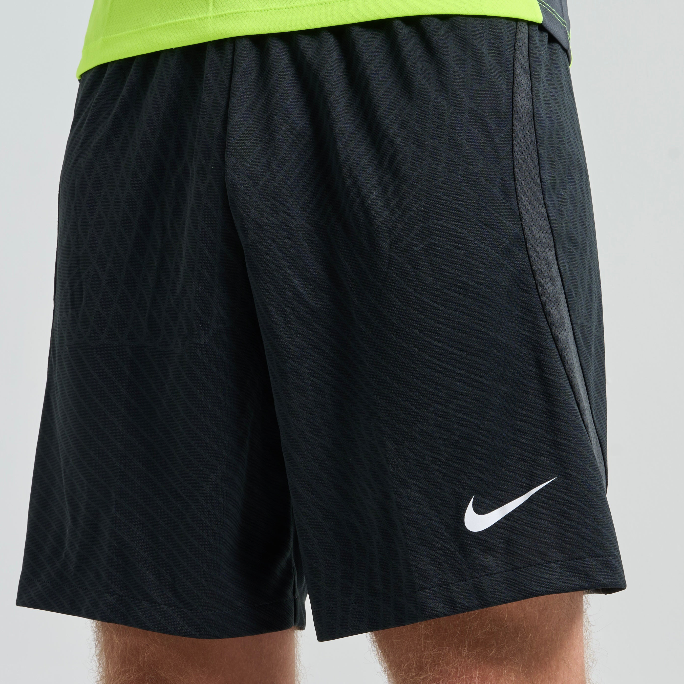 Nike Strike Shorts Black