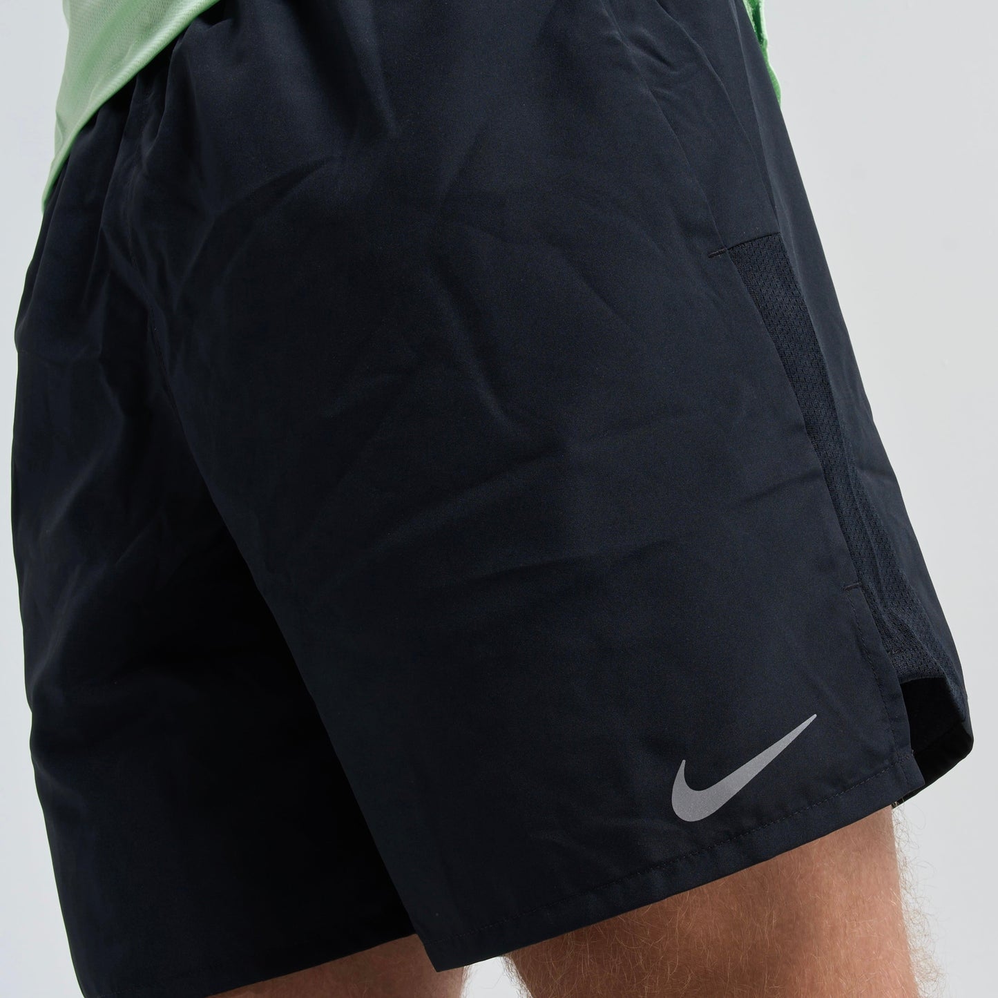 Nike Repel & Challenger - Jacket & Shorts Set - Black