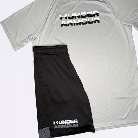 Under Armour Set - Tee & Shorts - Grey / Black (Junior)