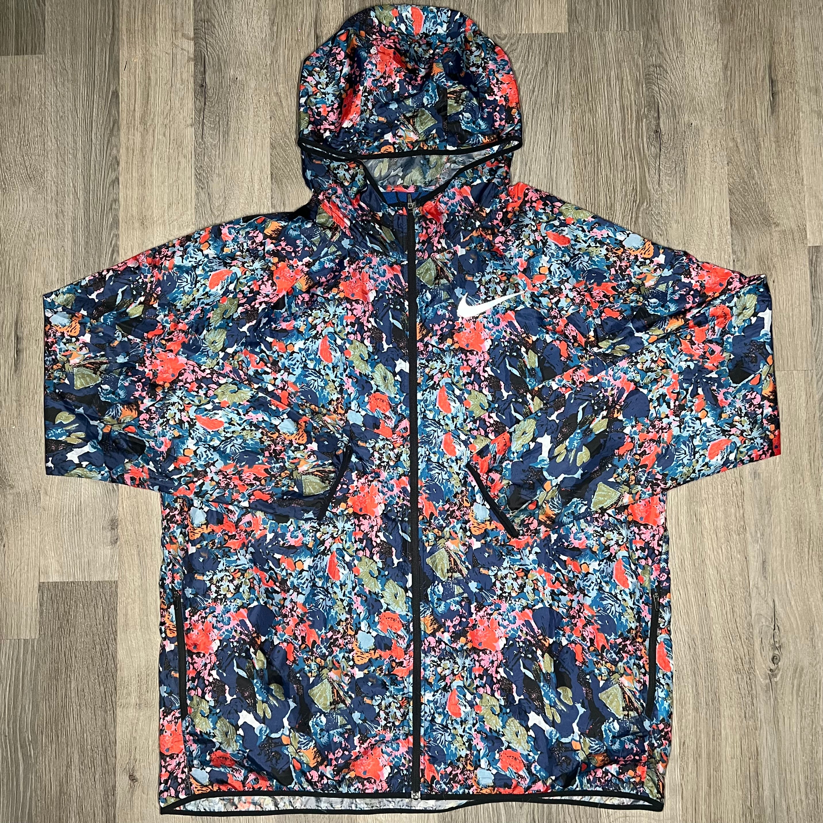 Nike shop floral windbreaker