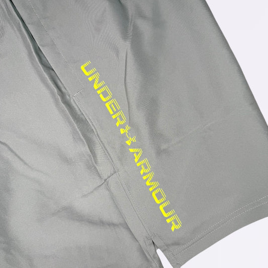 Under Armour Woven Shorts - Green / Yellow
