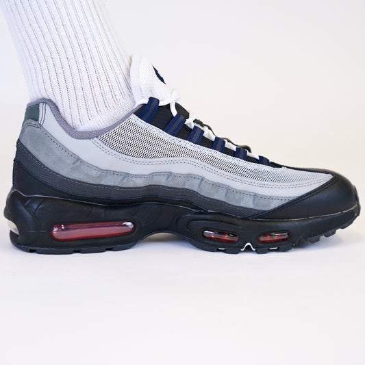 Nike Air Max 95 Track Red