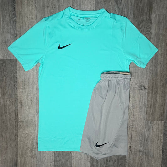 Nike Dri Fit Set - Tee & Shorts - Mint Green / Grey