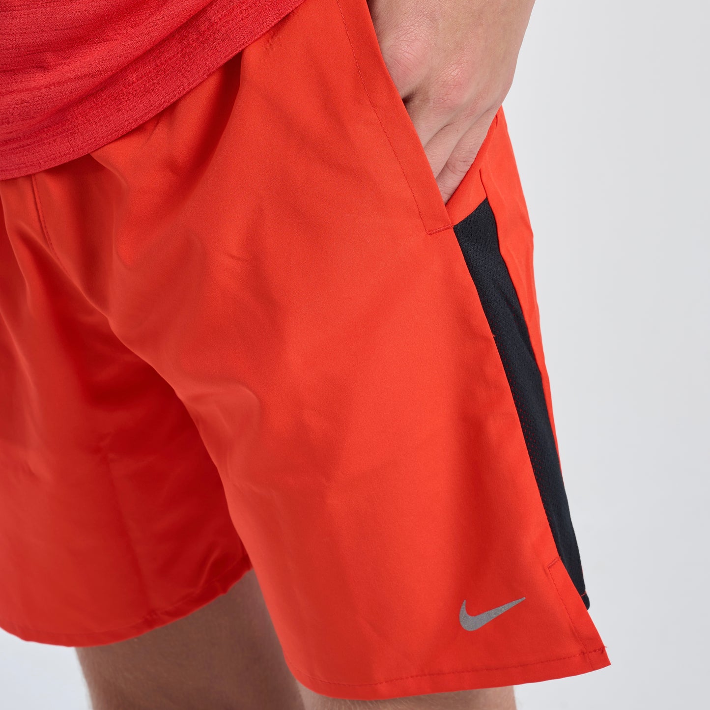 Nike Challenger Shorts - Picante Red (Junior)