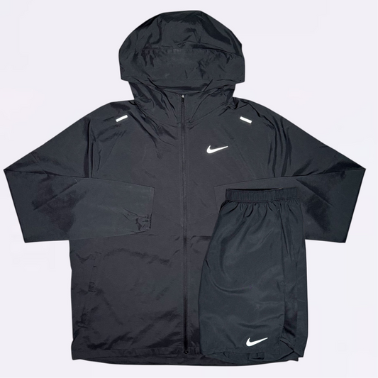 Nike Windrunner & Challenger Set - Black / Black