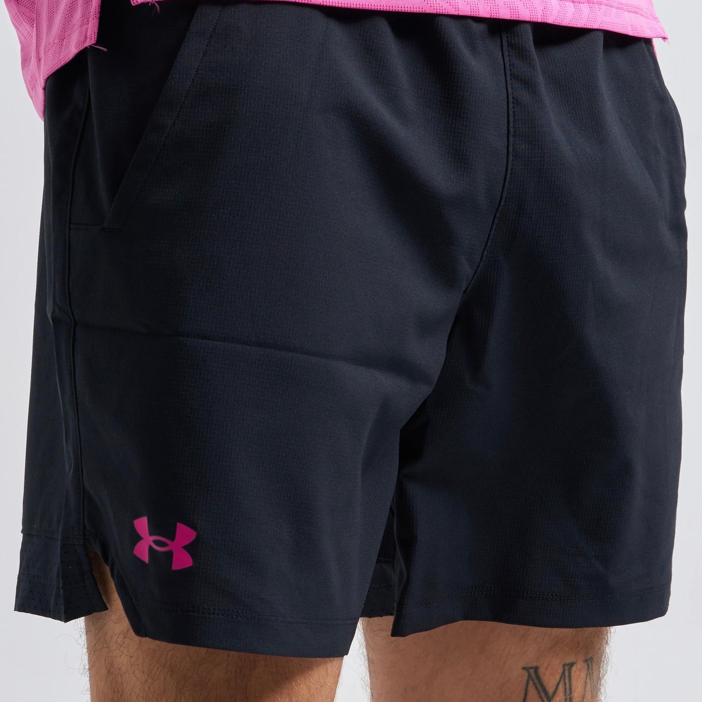 Under Armour Geotessa Set - Tee & Shorts - Pink / Black