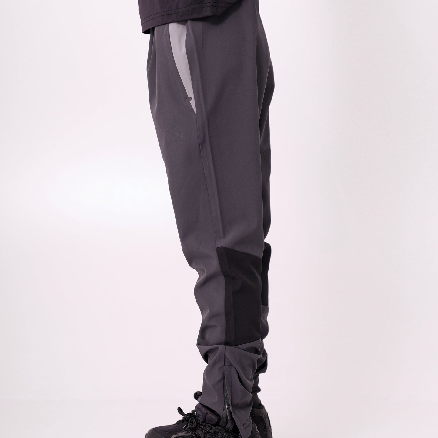 Flux Gradient Bottoms - Dark Grey (Junior)