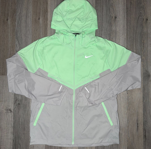 Nike Vapour Green Windrunner + Shorts Set