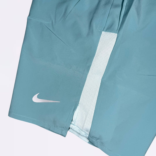 Nike Challenger Shorts - Soft Blue