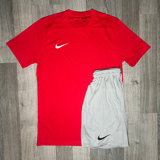 Nike Dri Fit Set - Tee & Shorts - Red / Grey (Junior)