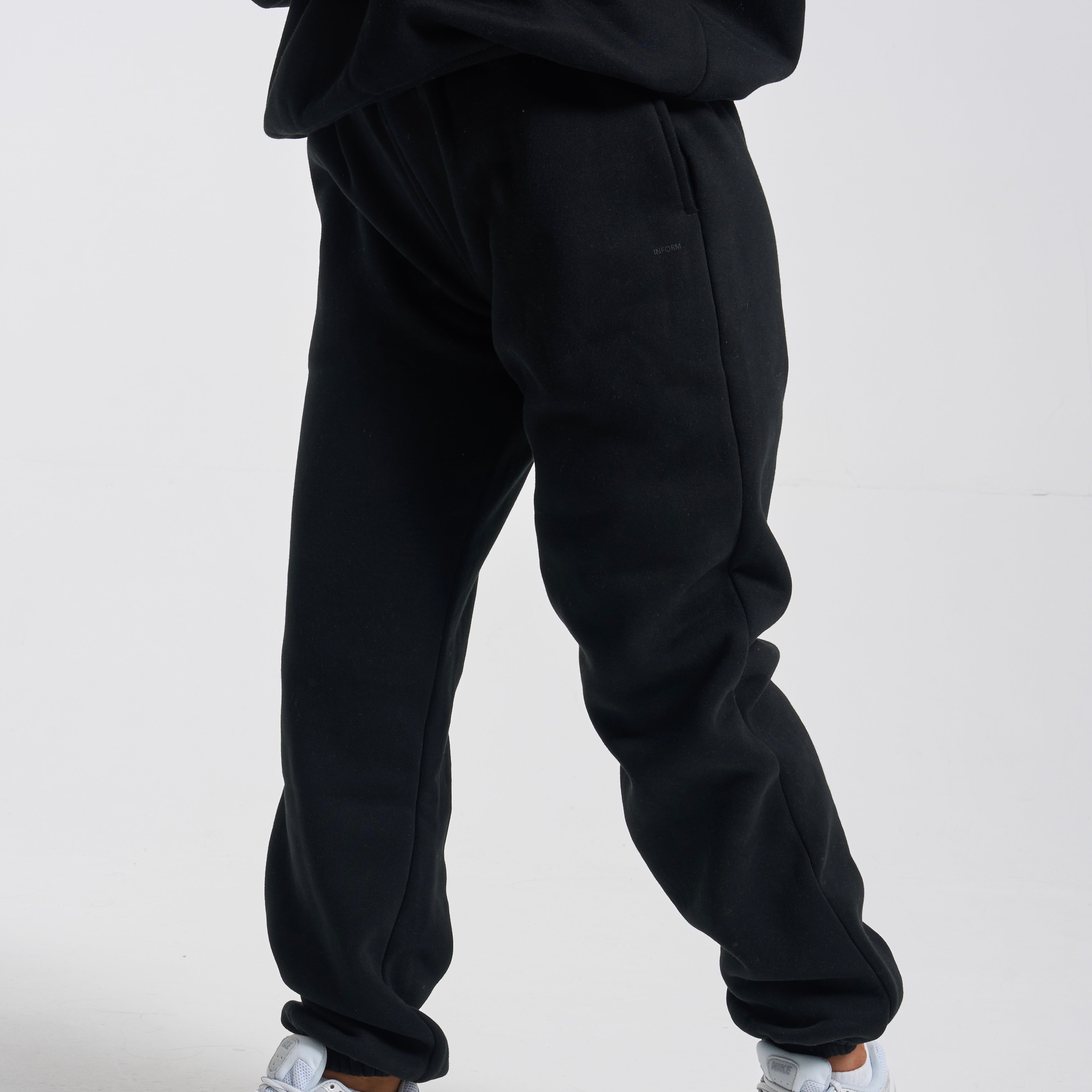 INFORM Recovery Oversized Joggers - Black