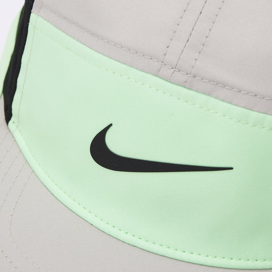 Nike Vapour Green Cap