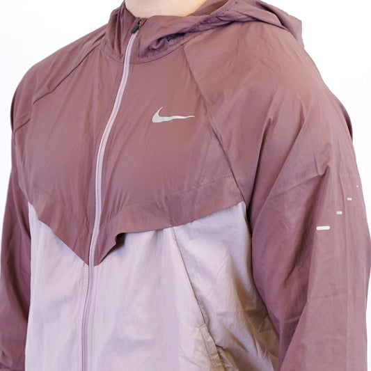 Nike Repel Windrunner Flash Wild Cherry