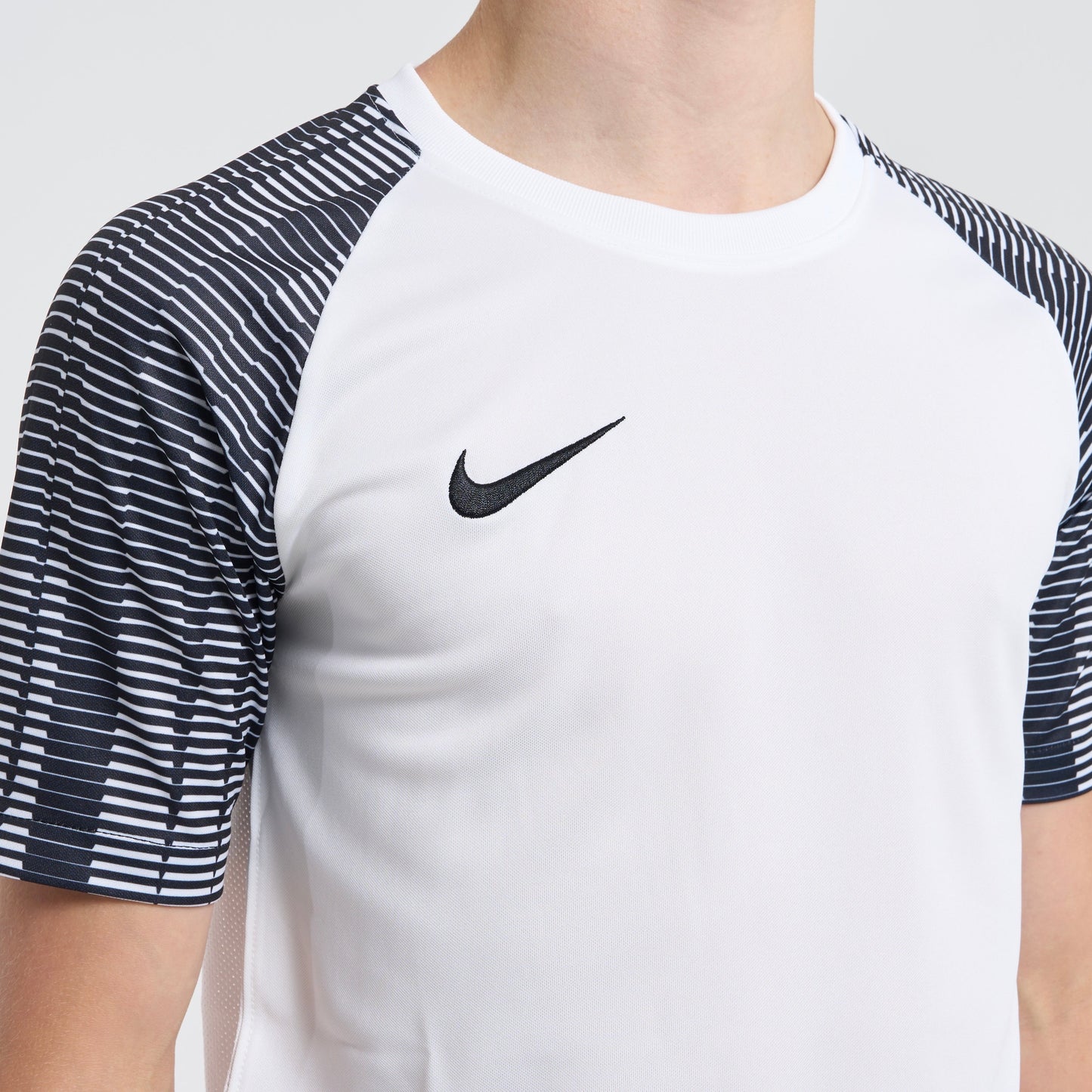 Nike Dri Fit Academy Set - White / Black (Junior)