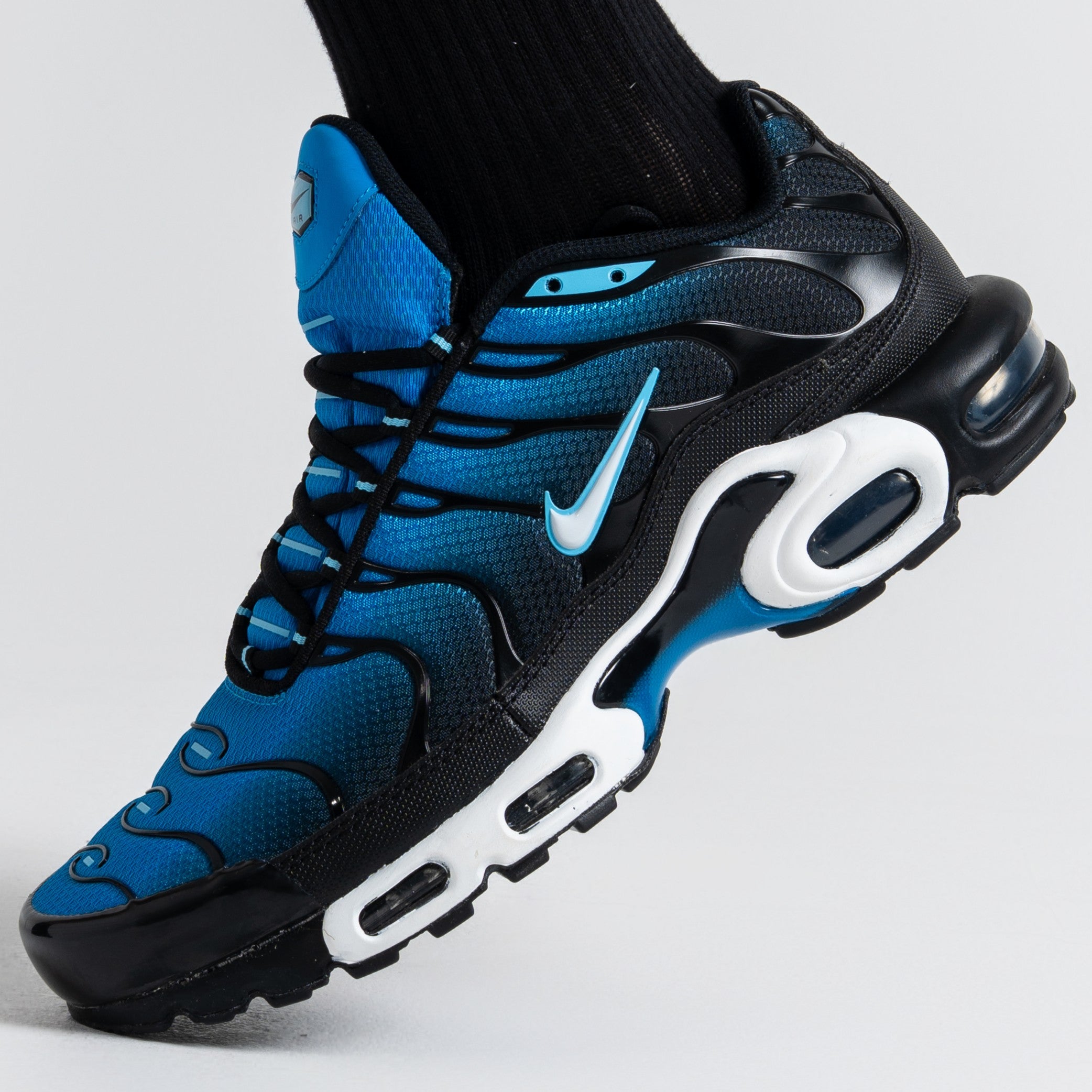 Air Max Plus Black And Blue Nike Trainers Nike Air Max Plus Photo