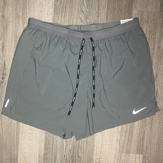 Nike Flex Stride Shorts 2.0 Smoke Grey