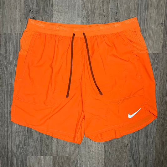 Nike Flex Stride Shorts 3.0 Orange