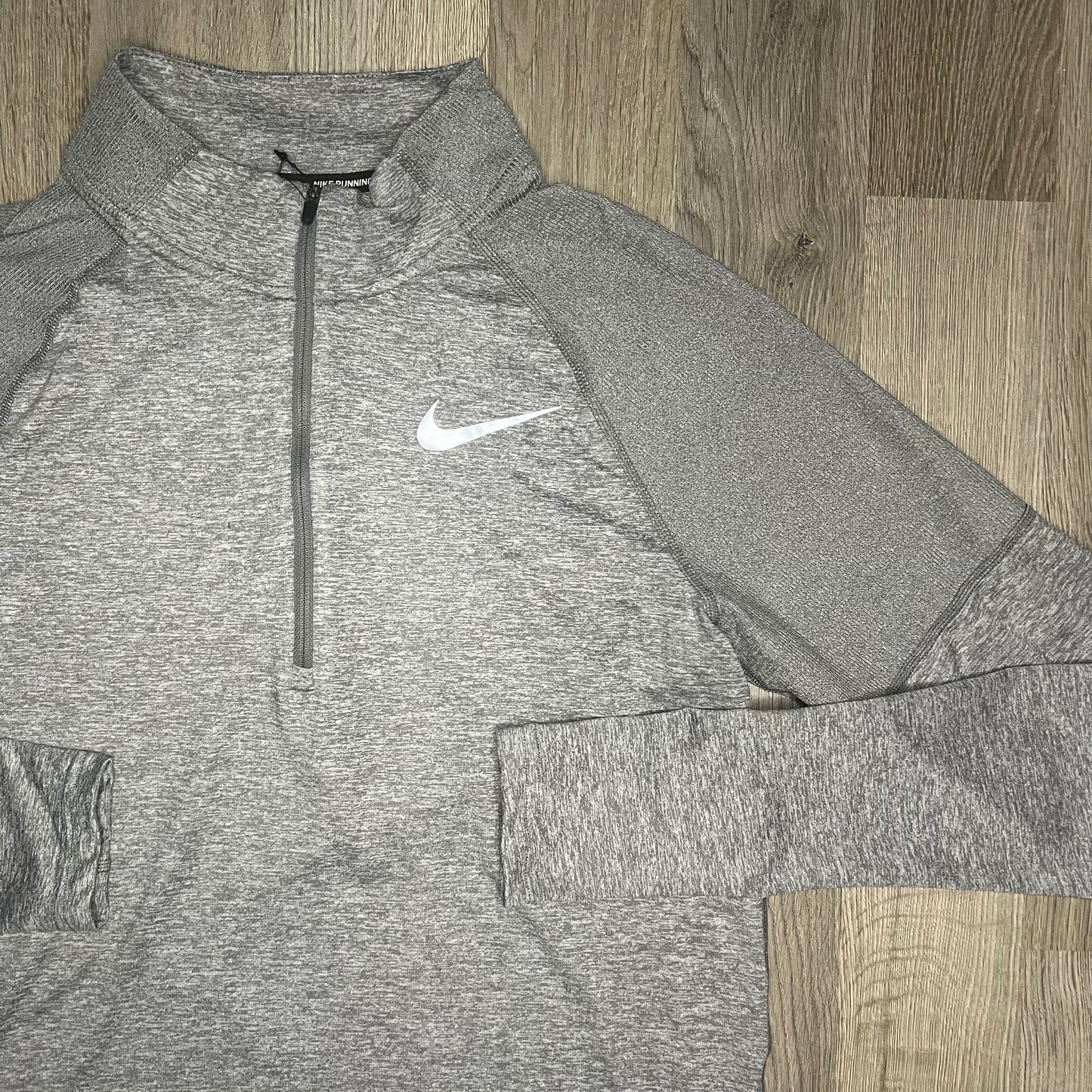 Nike Element 2.0 Half Zip Light Grey