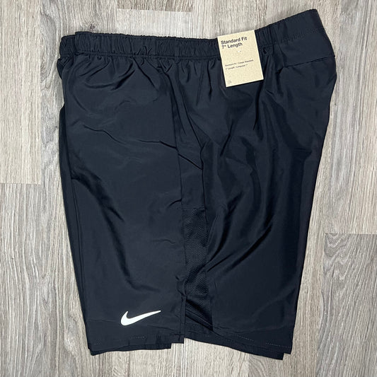 Nike Challenger Shorts - Black