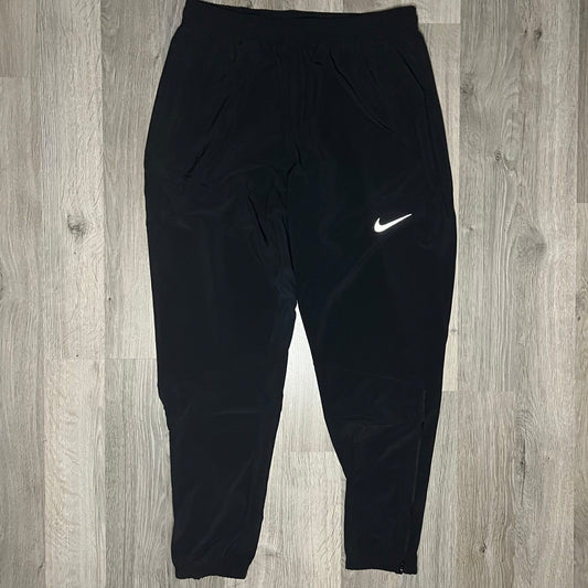 Nike Essential Woven Bottoms Black