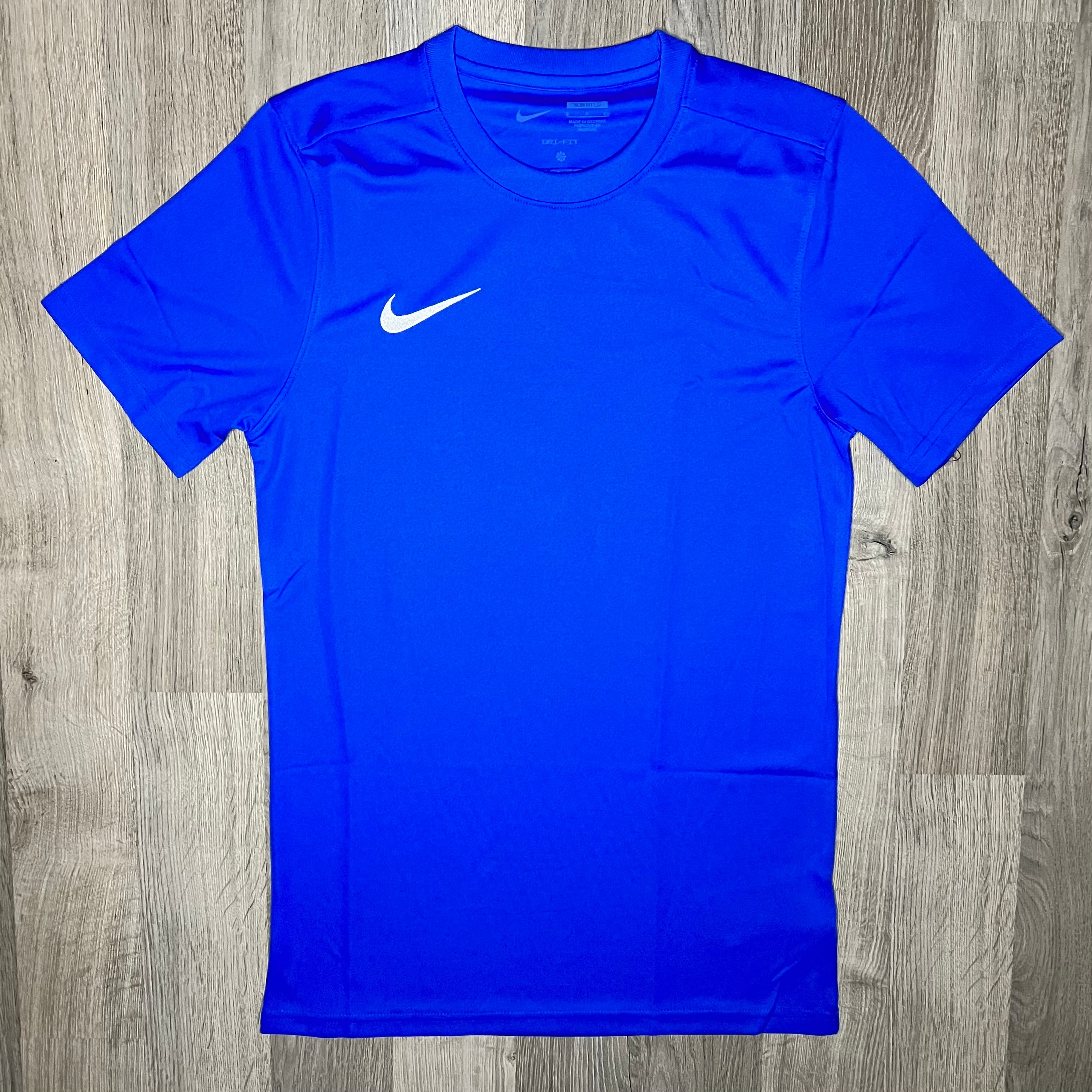 Royal blue nike shirt best sale