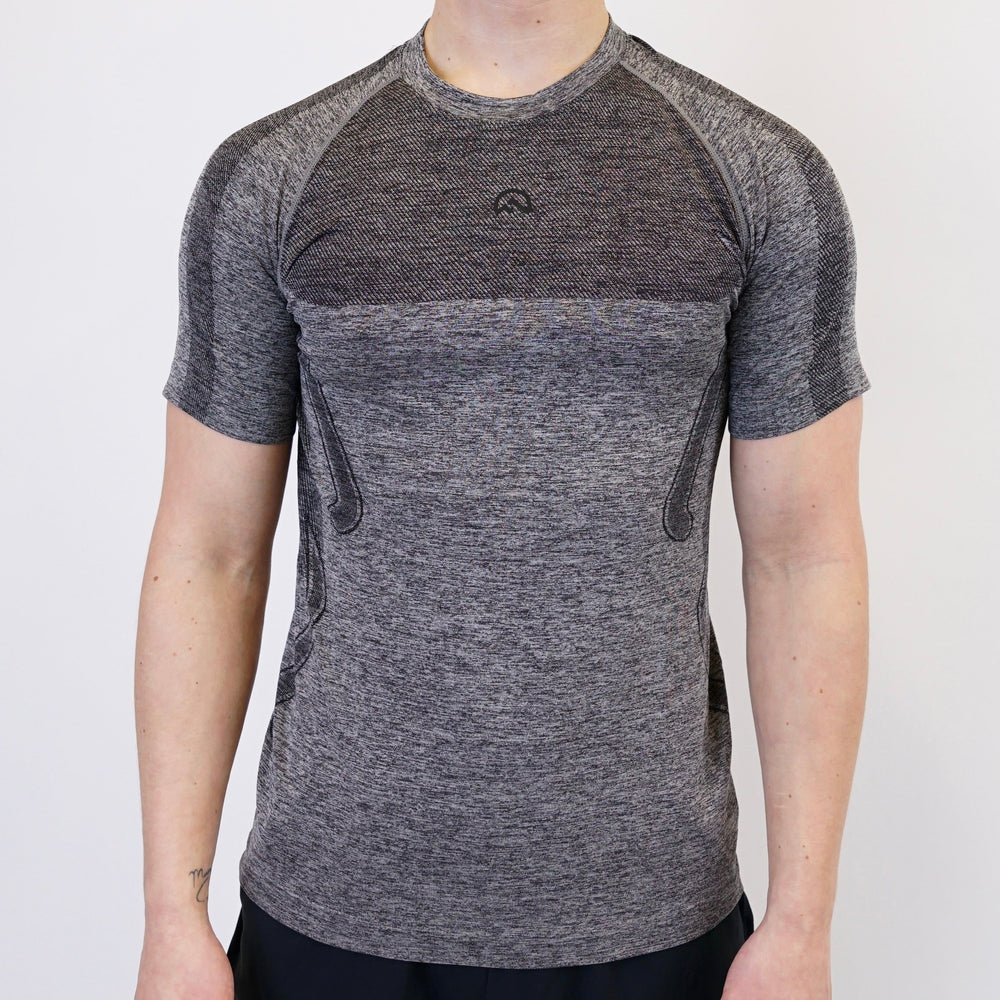 Flux Contour Seamless Tshirt - Black