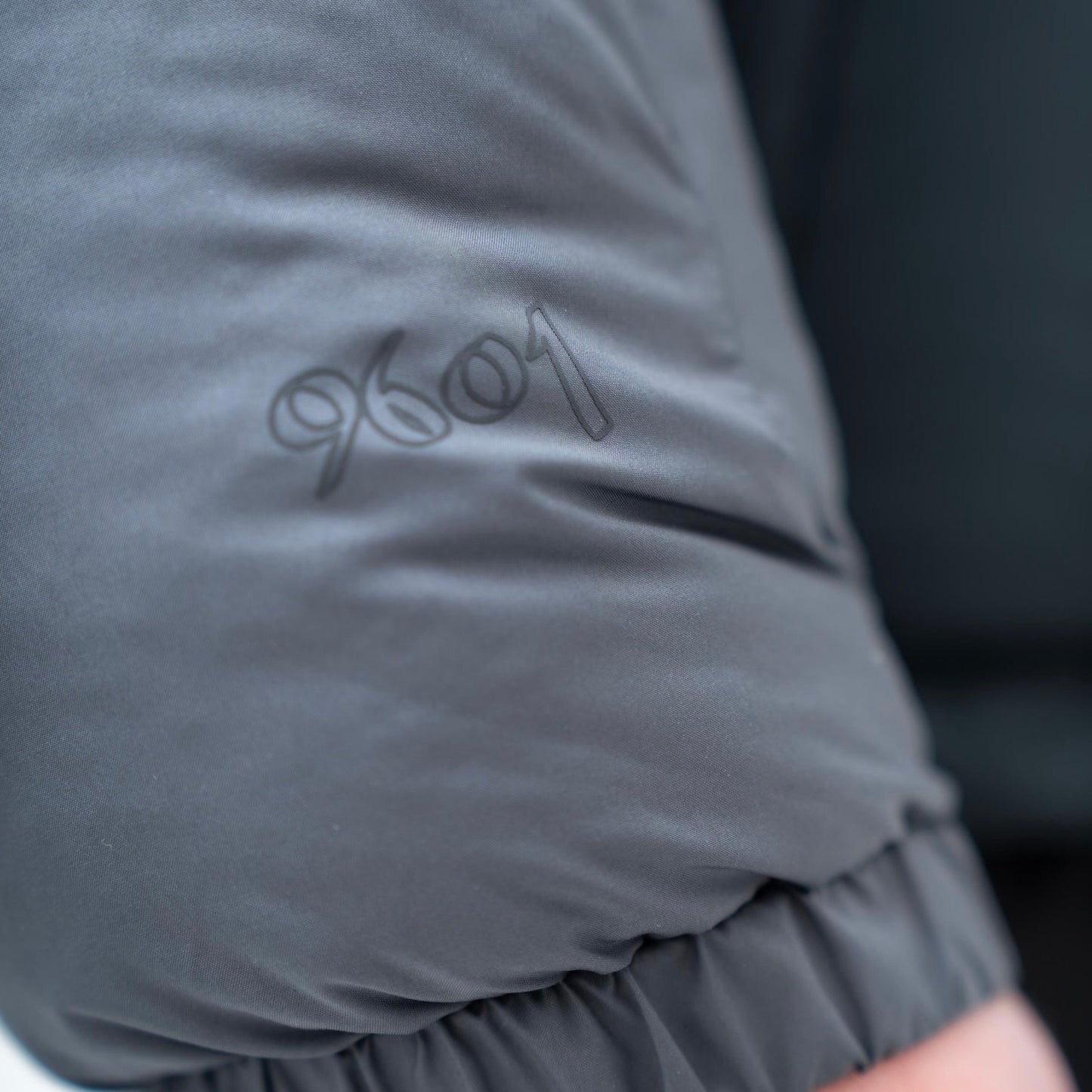 GRIID Mera Puffer Jacket Black (Blue Toggle)