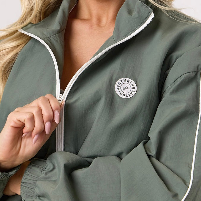 Gym King Composure Woven Jacket - Fern