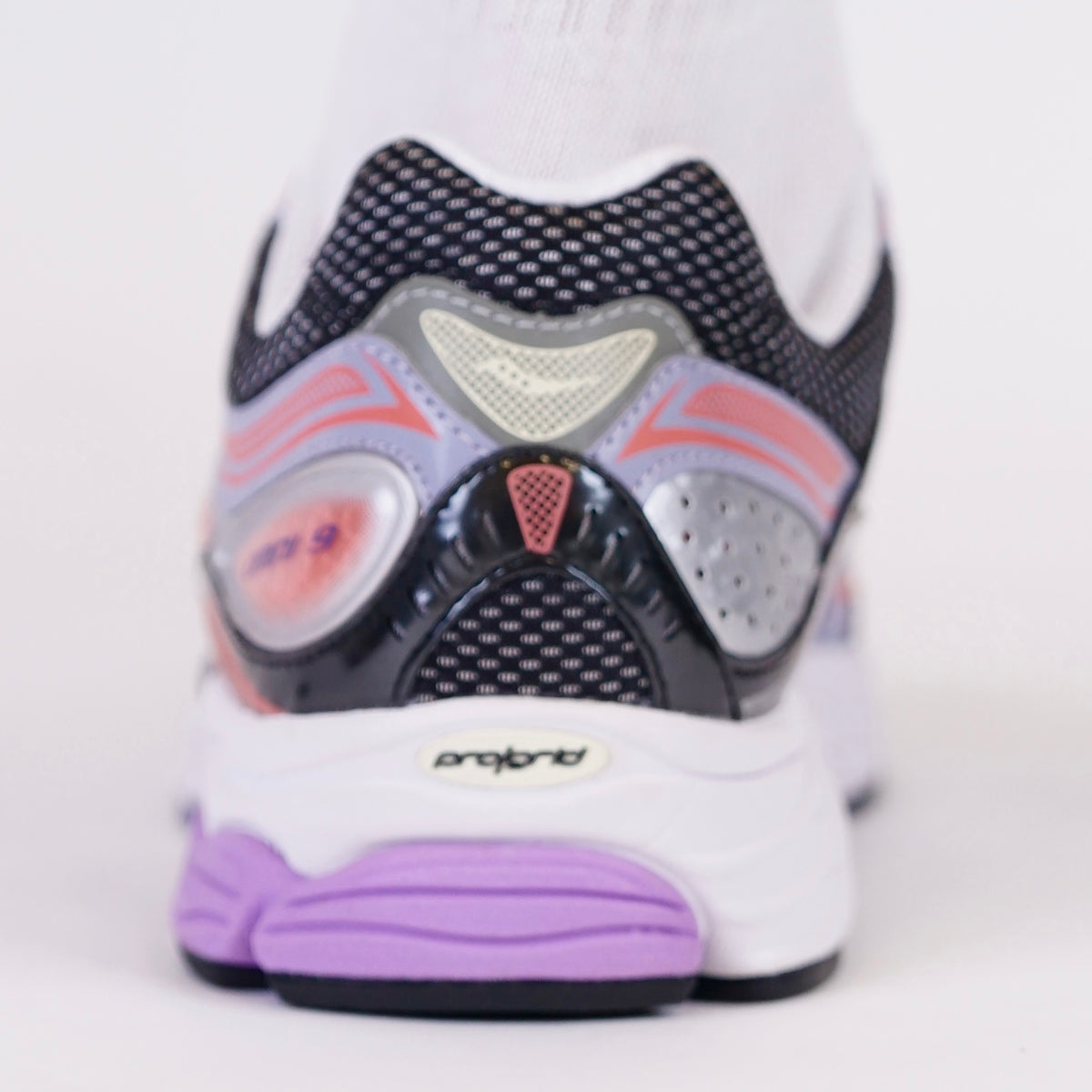Saucony Pro Grid Omni 9 Pink Purple
