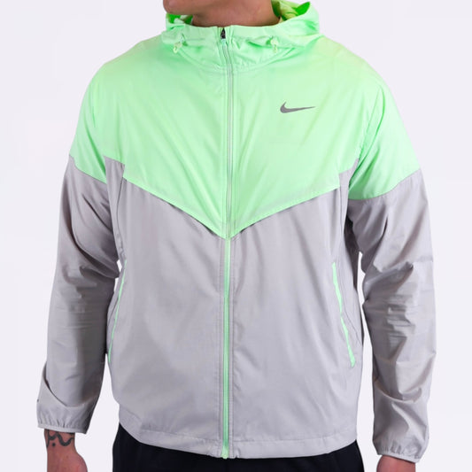 Nike Windrunner Vapour Green