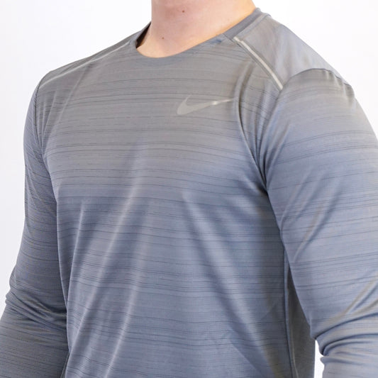 Nike Long Sleeve Miler Tee Grey