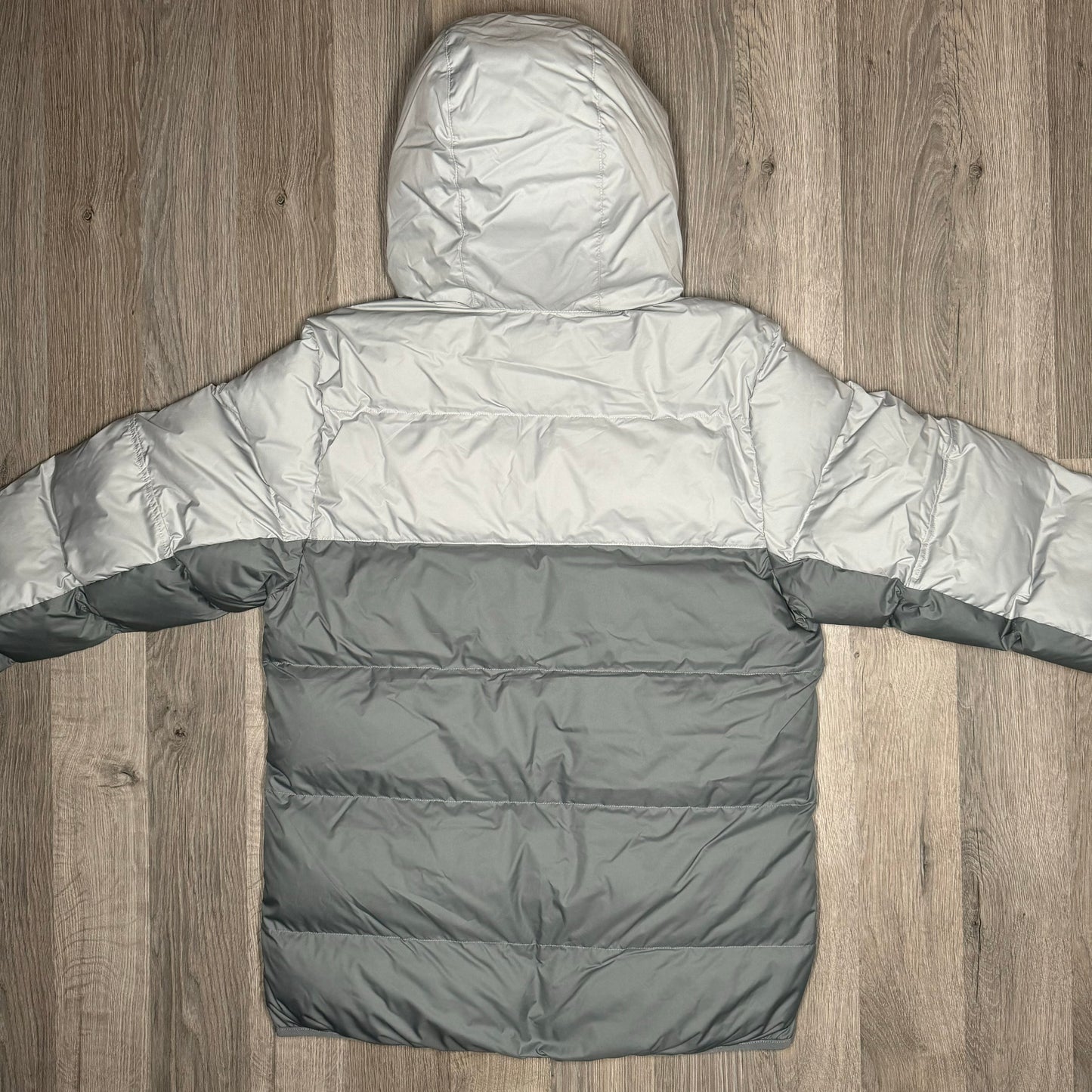 Nike Primaloft Puffer Jacket Grey