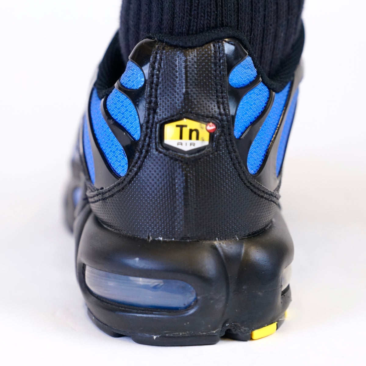 Nike Air Max Plus - Black / Blue