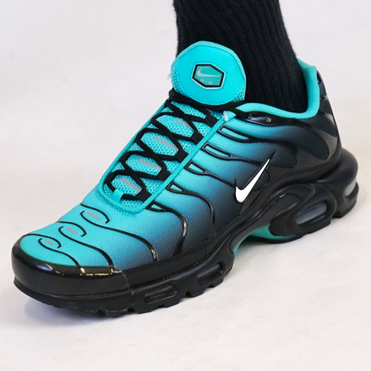 Nike Air Max Plus Aqua Fade Black