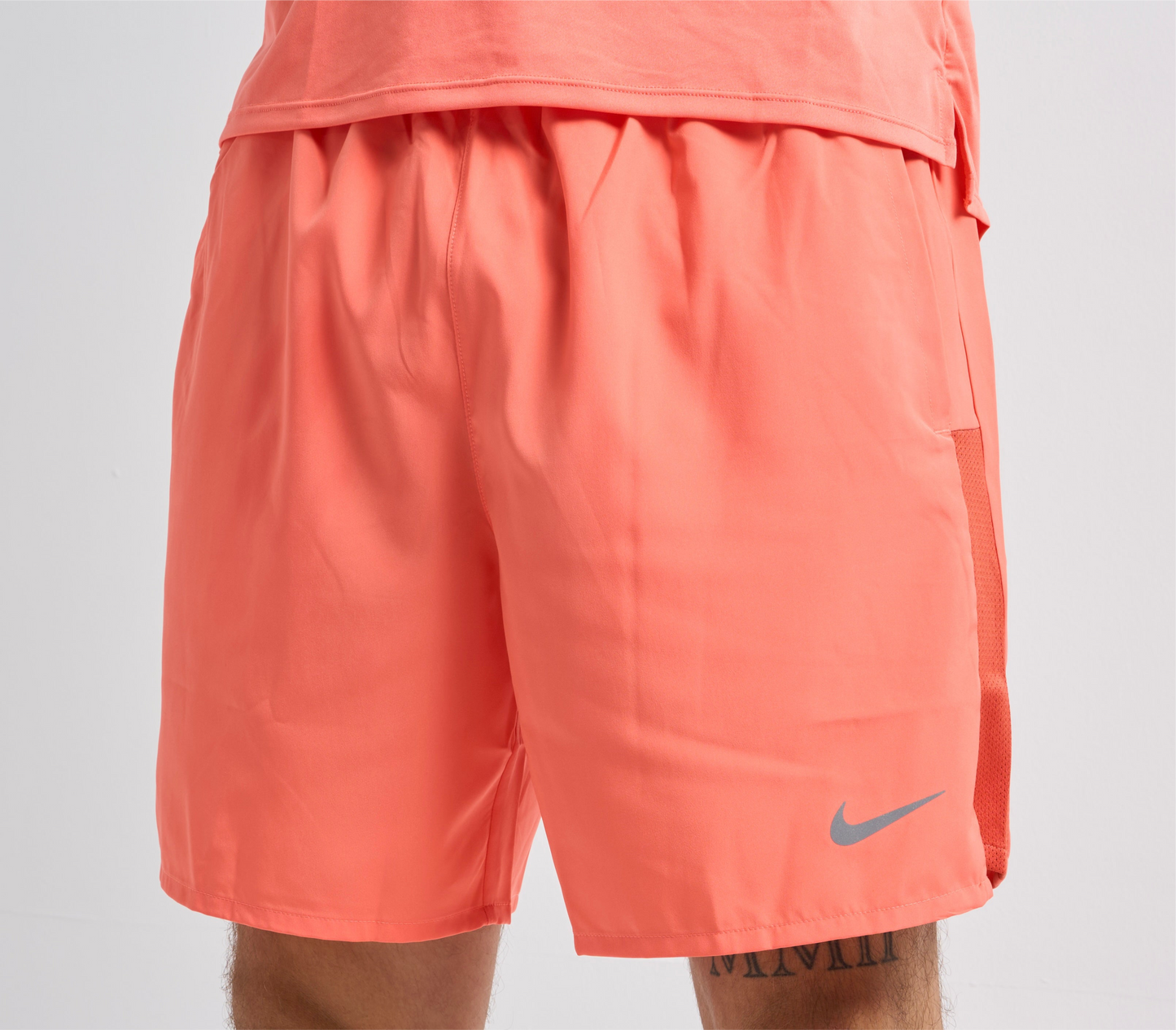 Nike Challenger Shorts Wild Mango