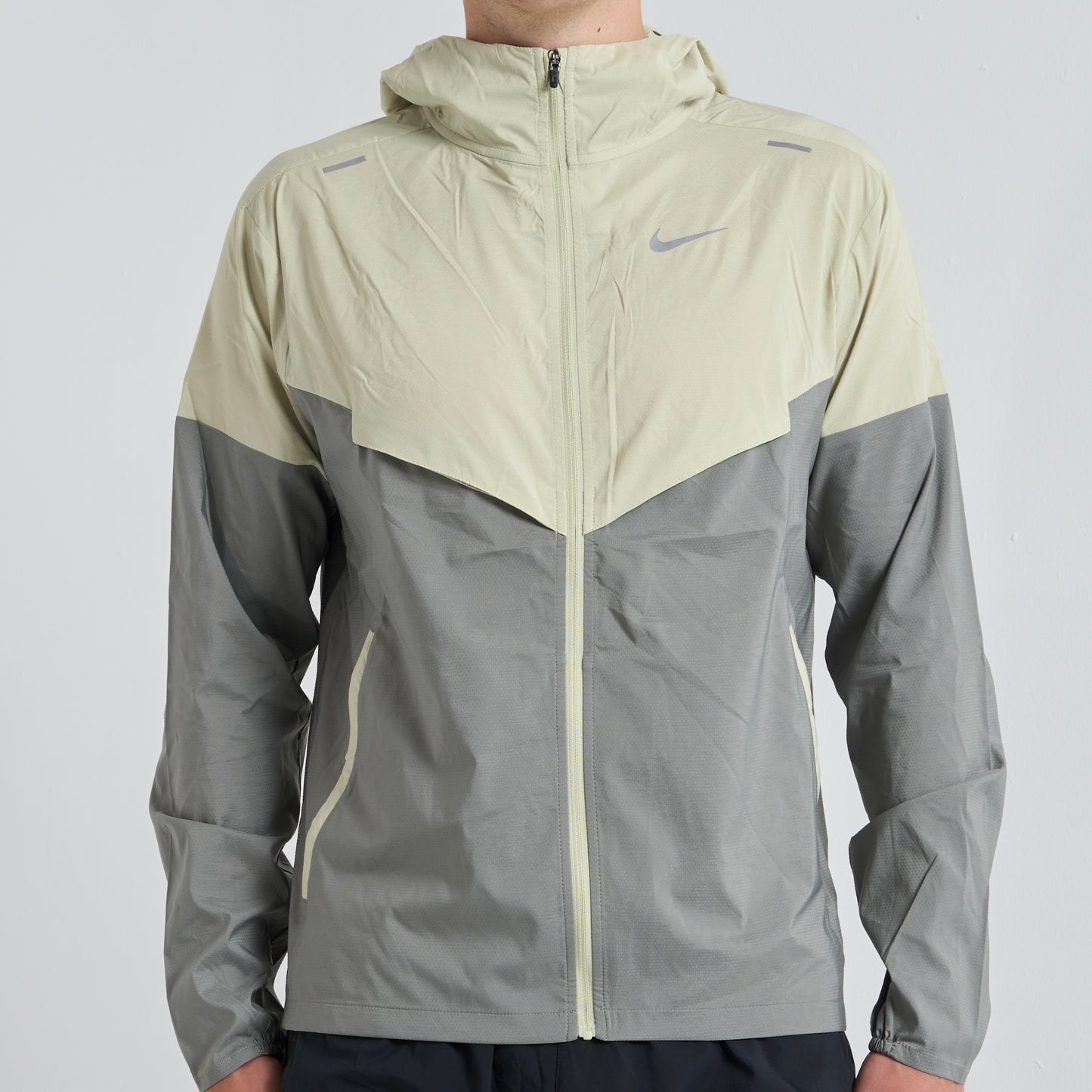 Nike Windrunner Olive