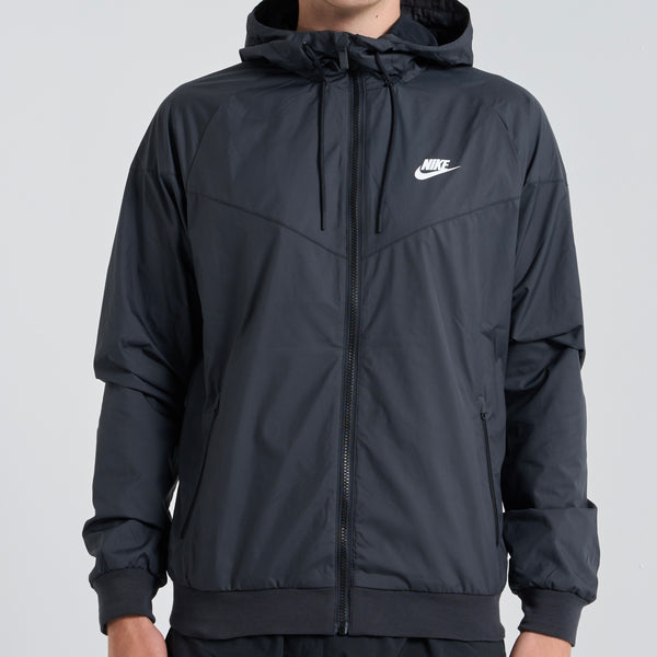 Nike Waterproof Windrunner - Black