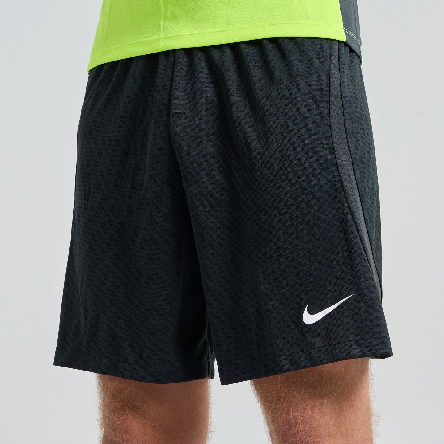 Nike Strike Set - Tee & Shorts - Crimson Red / Black