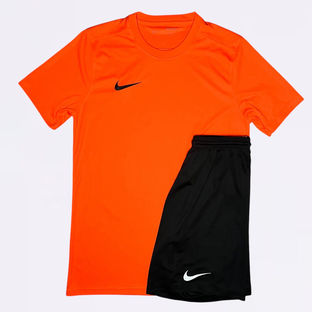 Nike Dri Fit Set - Tee & Shorts - Orange / Black