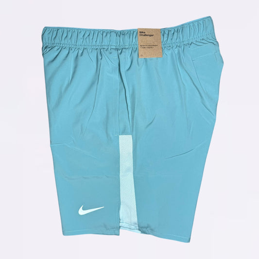 Nike Challenger Shorts - Soft Blue