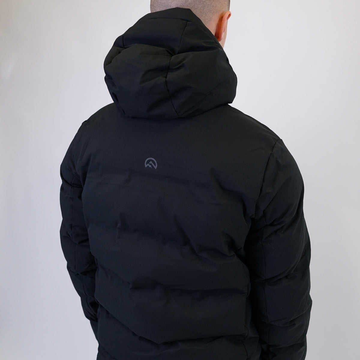Flux Seamless Bonded Jacket - Black