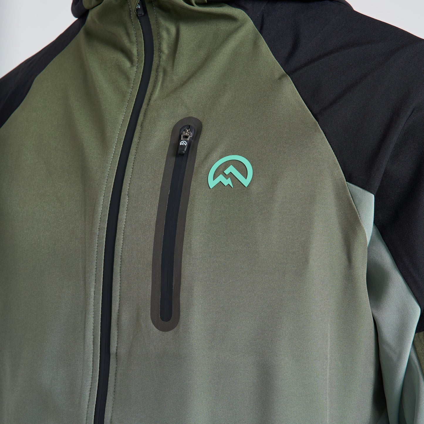 Flux Gradient & Running Set - Sage / Black (Junior)